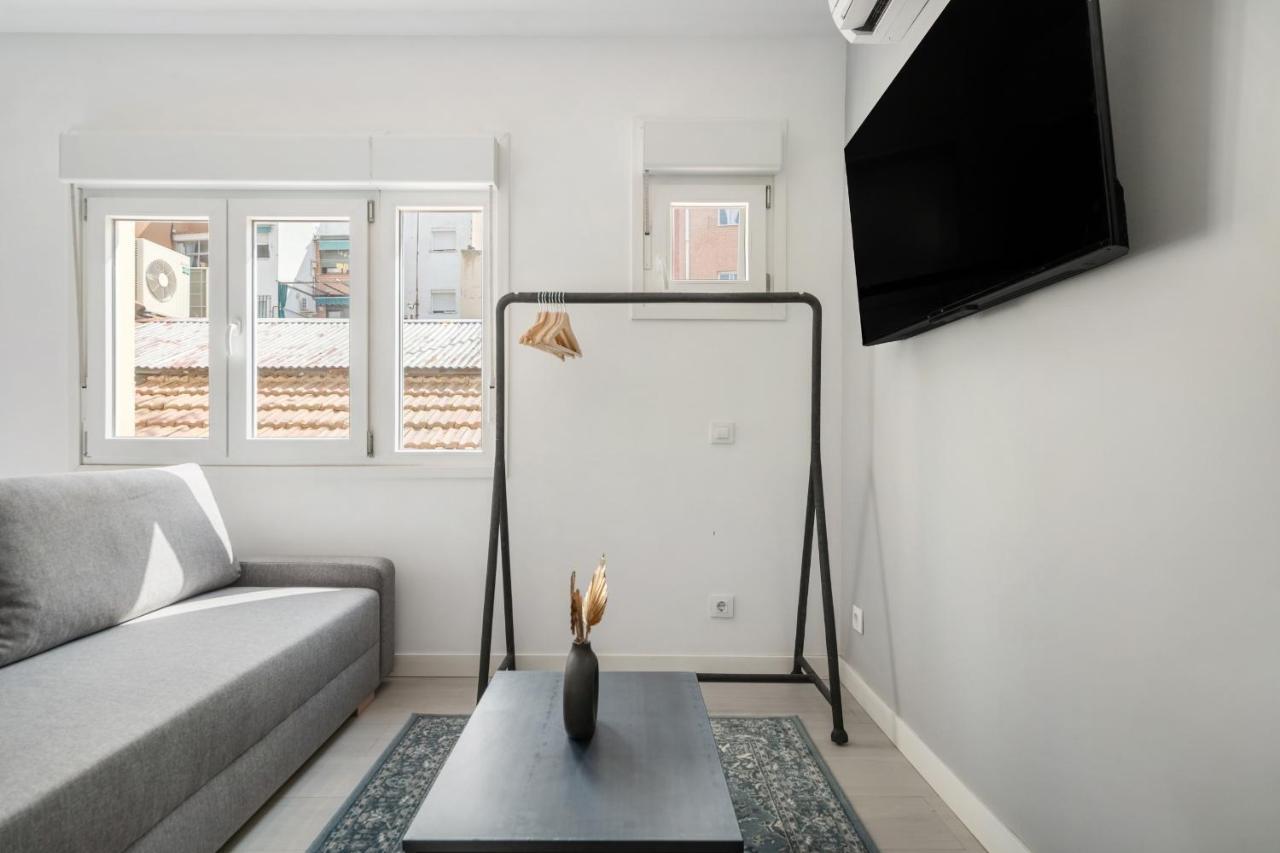 Apartamentos Reformados En Madrid Rio Eksteriør billede