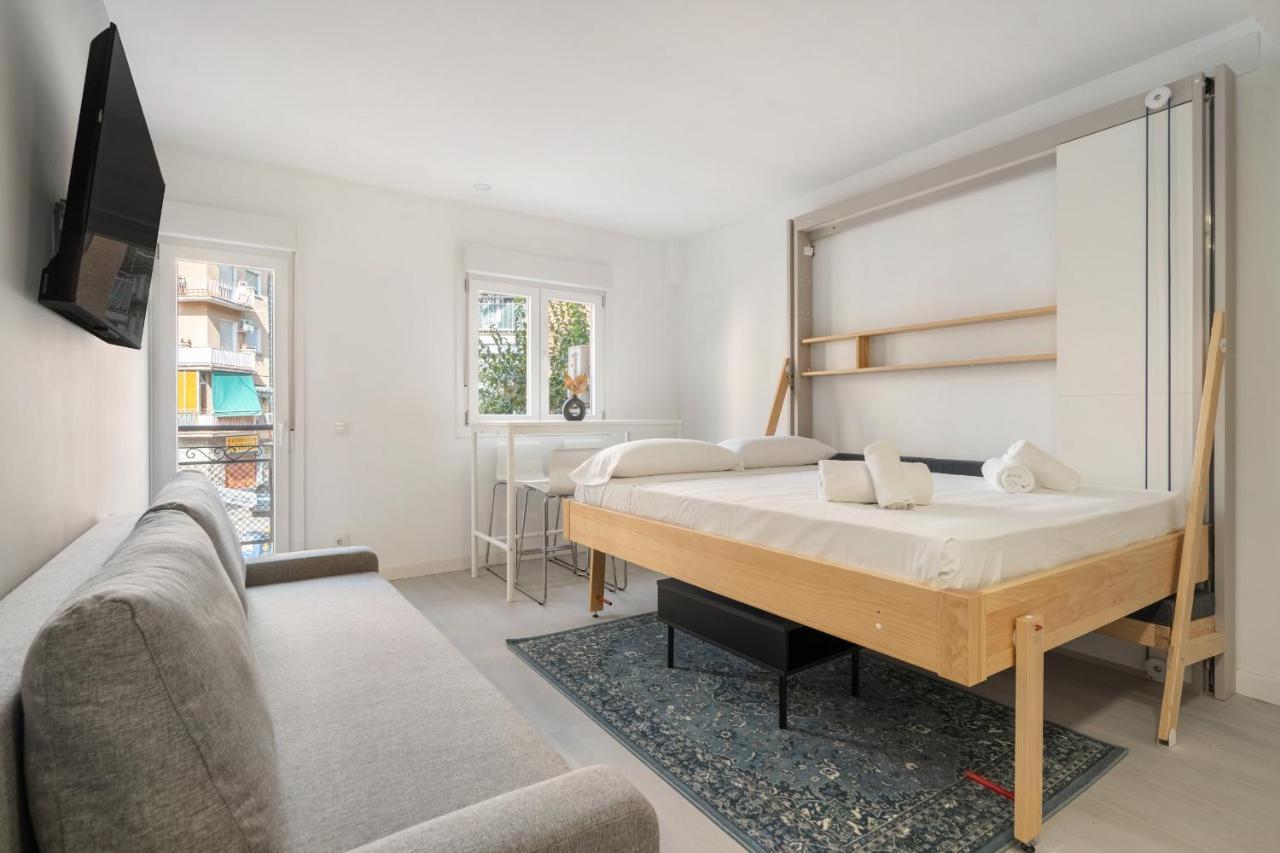 Apartamentos Reformados En Madrid Rio Eksteriør billede