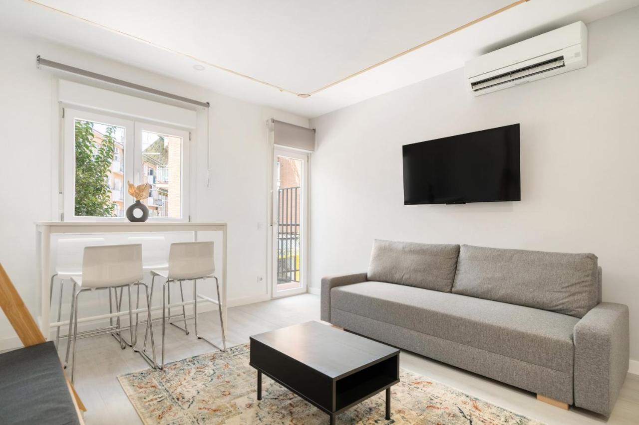 Apartamentos Reformados En Madrid Rio Eksteriør billede