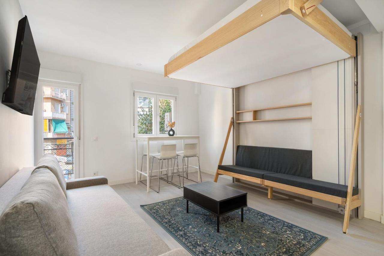 Apartamentos Reformados En Madrid Rio Eksteriør billede