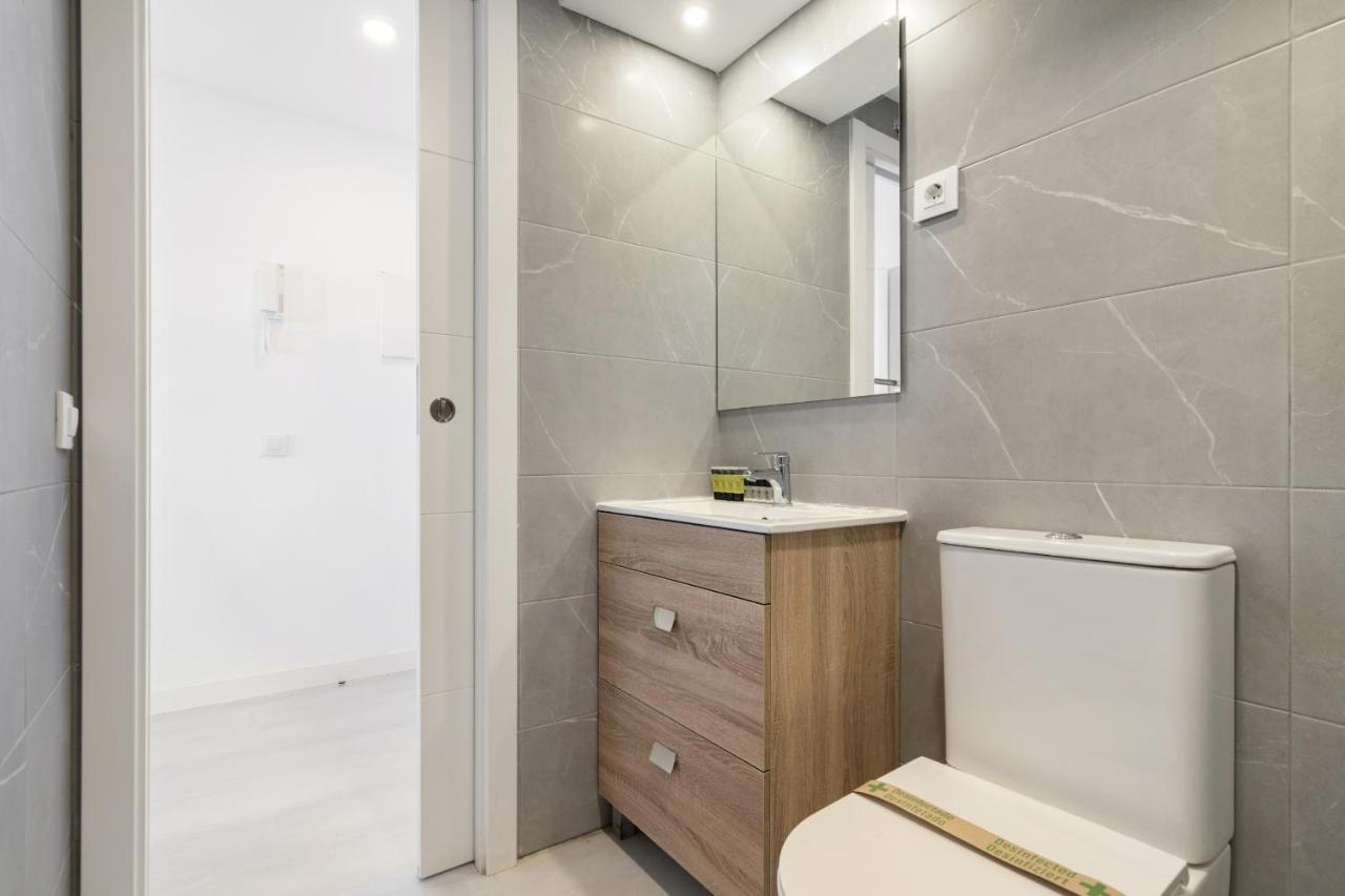 Apartamentos Reformados En Madrid Rio Eksteriør billede